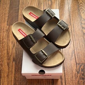 UNIONBAY Dark Brown Double Buckle Sandals